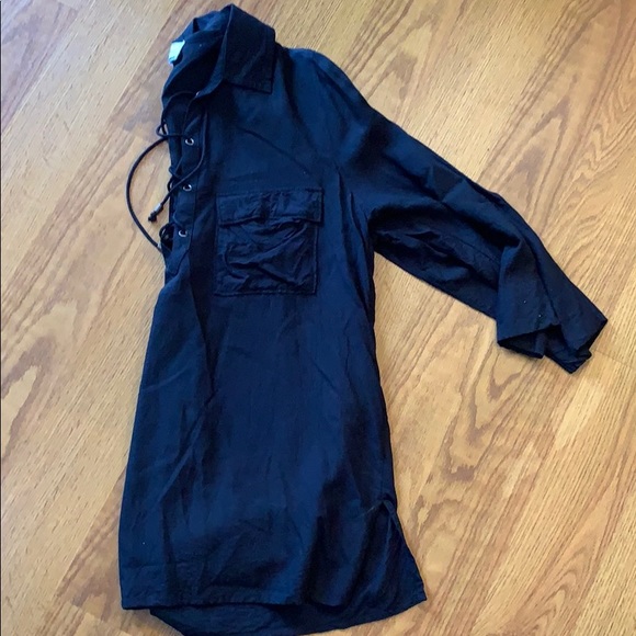 3/4 lace up Abercrombie top - Picture 2 of 2